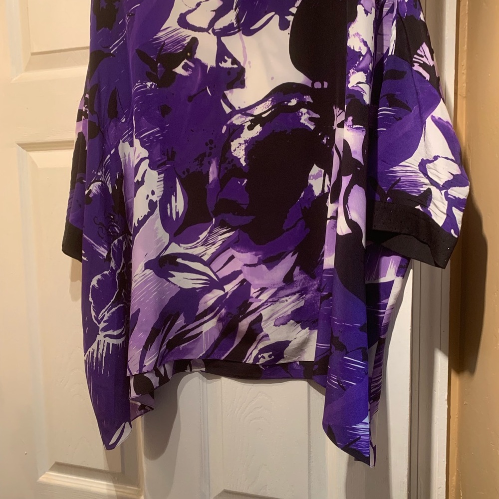 Beautiful basler blouse with rhinestone